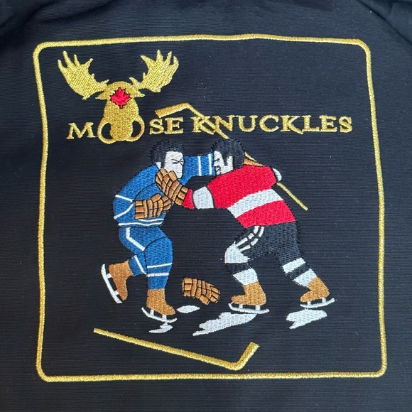 MOOSE KNUCKLES MINNETONKA JACKET Mens Apparel - Picture 9 of 11